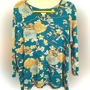 Chicos Long Sleeve Top in Pretty Teal & Coral Flowers in  96% Rayon, 4% Spandex